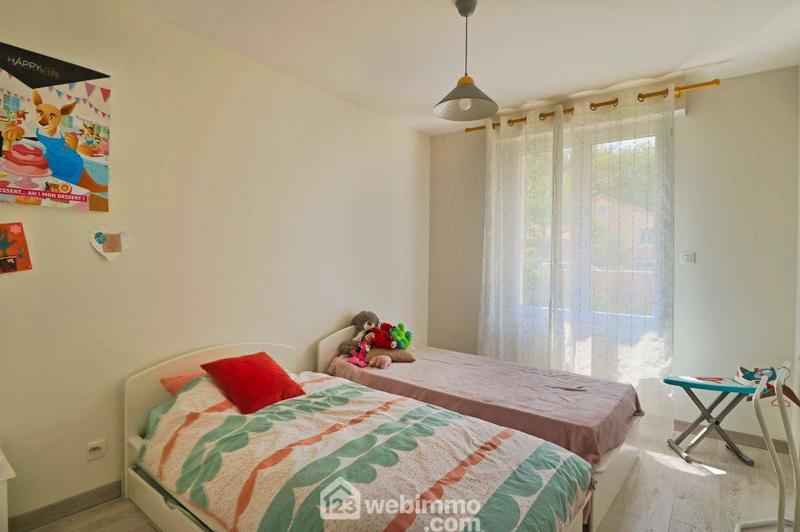 Maison - 175 m² - 6 pièces