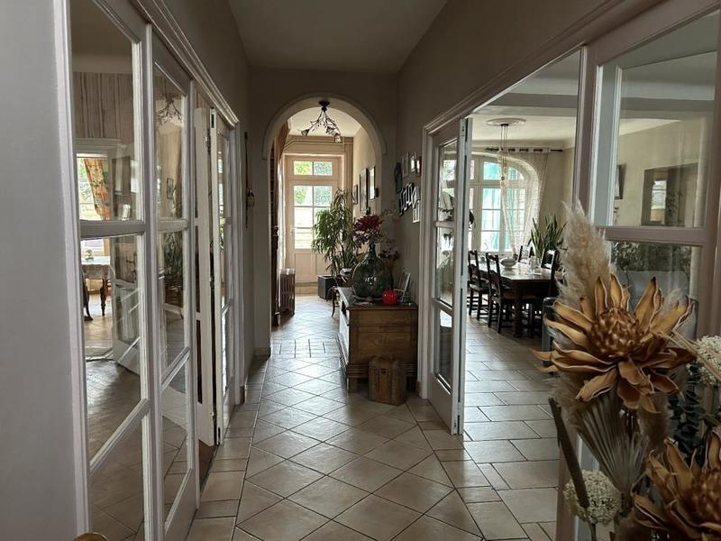 Maison - 309 m² - 8 pièces