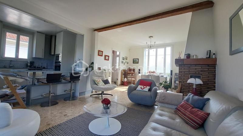 Maison - 123 m² - 6 pièces