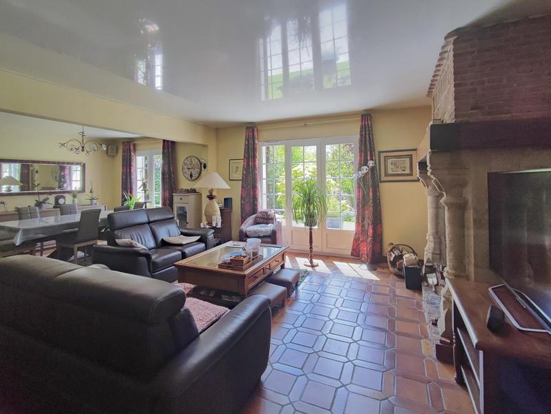 Maison - 170 m² - 7 pièces