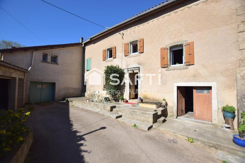 Maison - 101 m² - 5 pièces