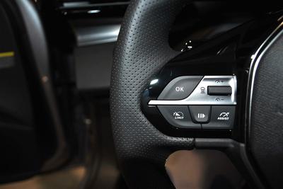 Peugeot 308 III 1.2 Puretech 130 Eat8 Gt