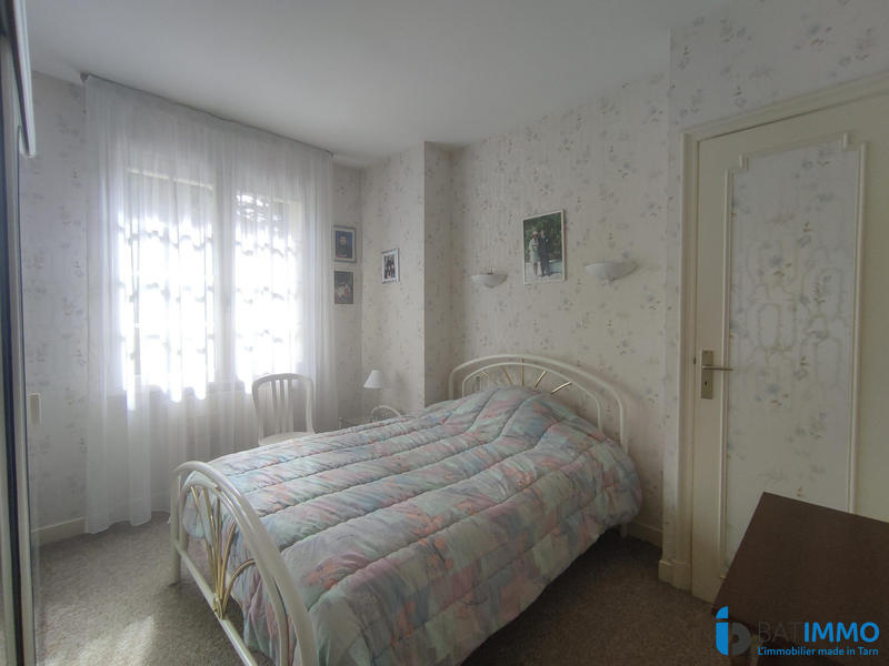 Maison traditionnelle - 195 m² - 10 pièces