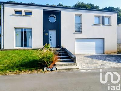 Maison - 122 m² - 6 pièces