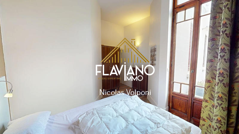 Appartement - 92 m² - 4 pièces