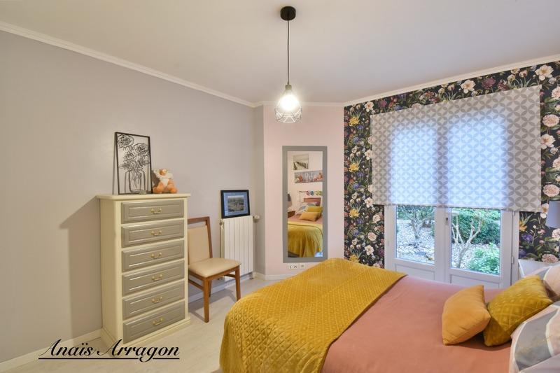 Maison - 232 m² - 8 pièces