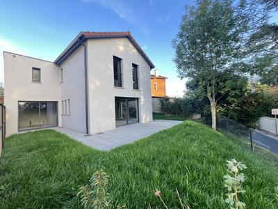 Maison - 113 m² - 5 pièces