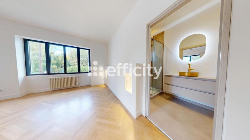 Pavillon - 174 m² - 6 pièces