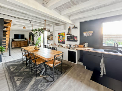 Maison - 200 m² - 7 pièces