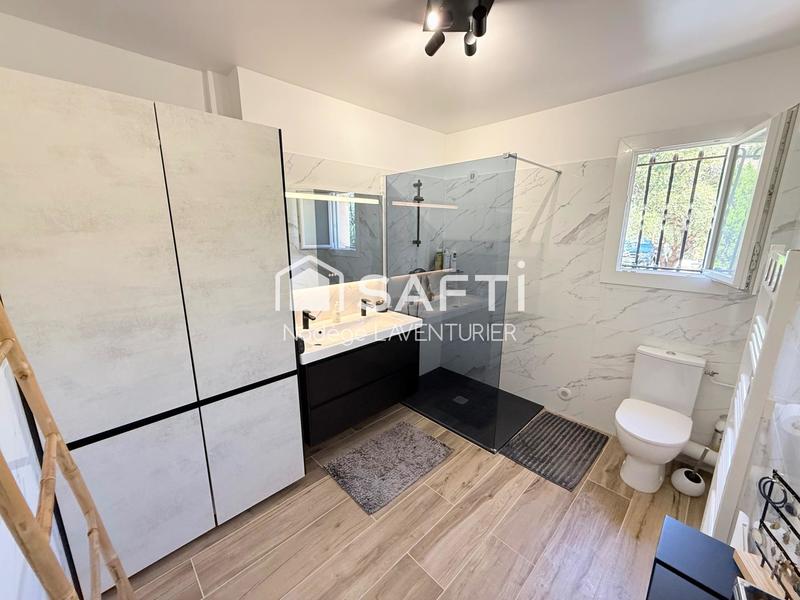 Maison - 181 m² - 8 pièces