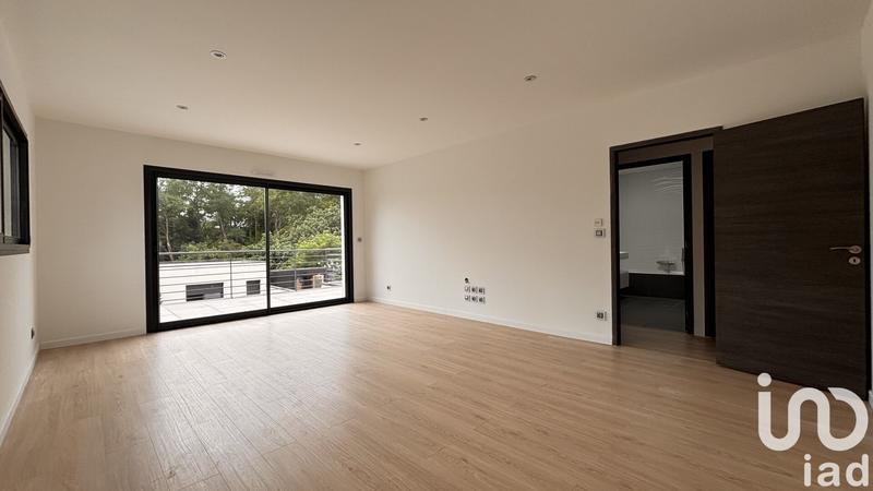 Maison - 197 m² - 6 pièces