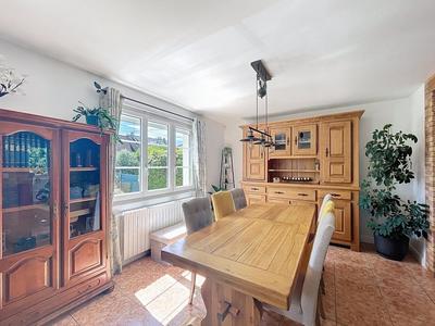 Pavillon - 145 m² - 6 pièces