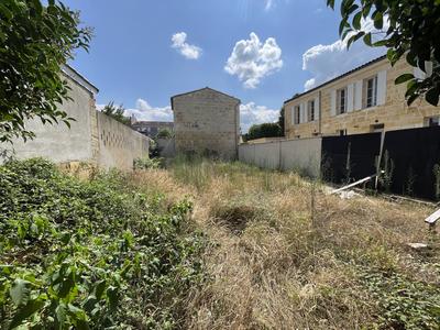 Maison ancienne - 750 m² - 10 pièces