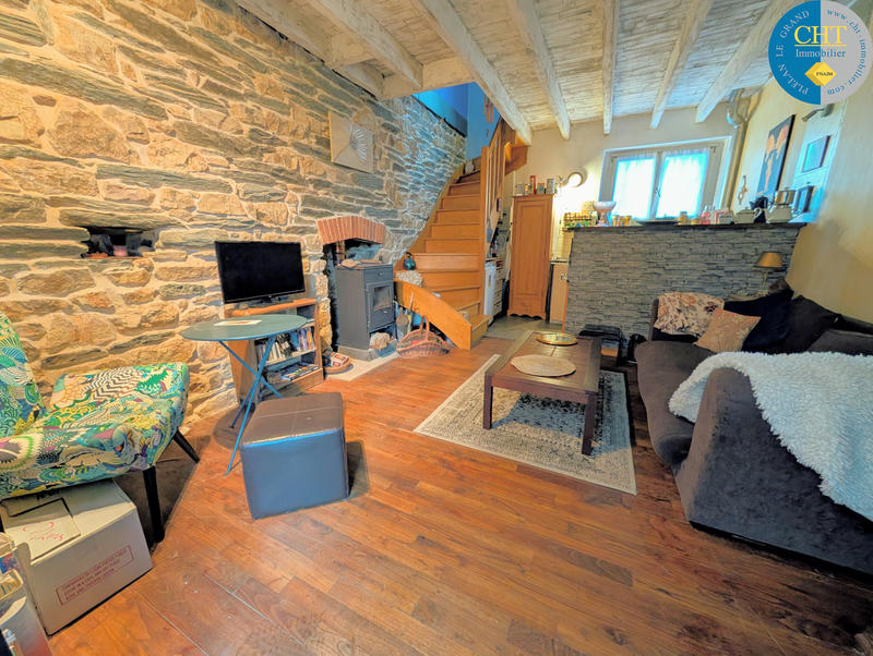 Maison - 102 m² - 6 pièces