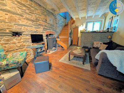 Maison - 102 m² - 6 pièces