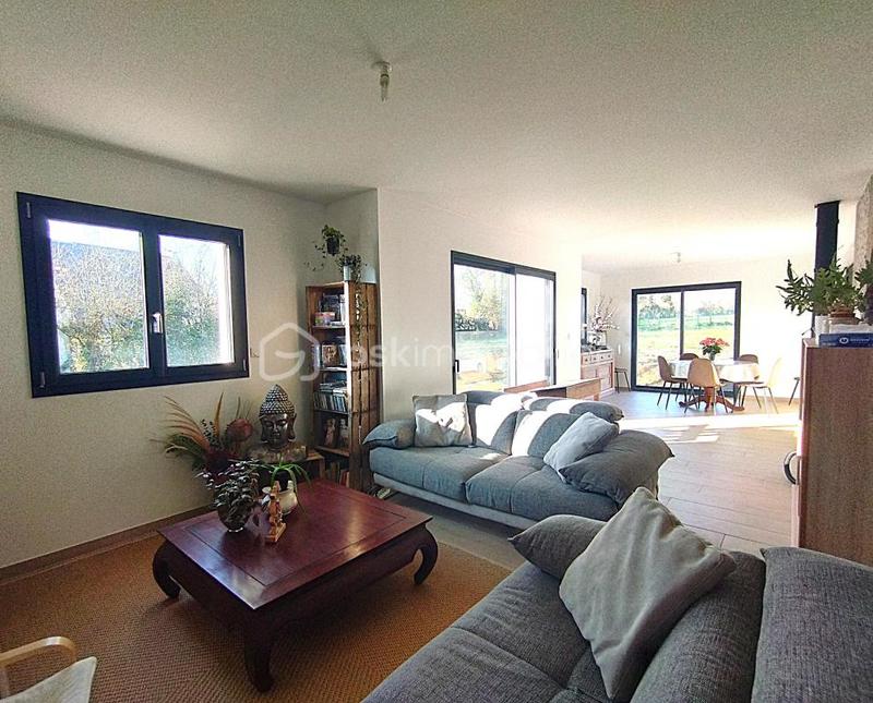 Maison - 159 m² - 7 pièces