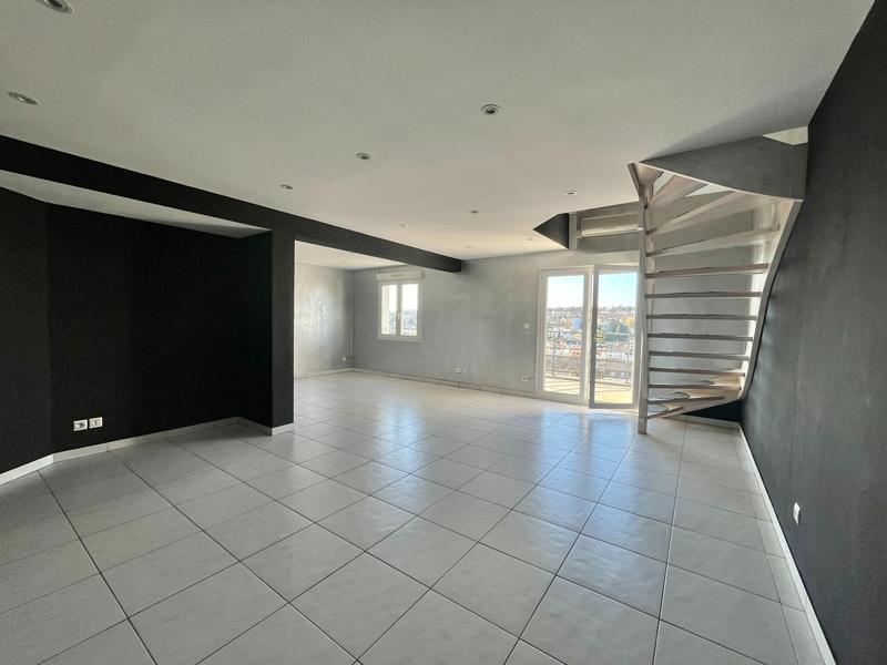 Duplex - 107 m² - 4 pièces