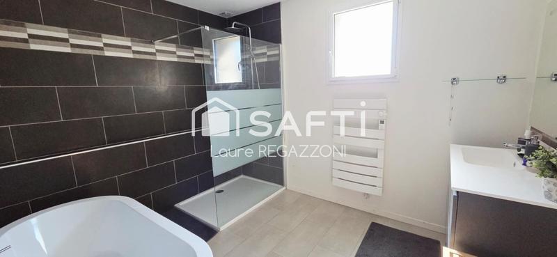 Maison - 150 m² - 4 pièces