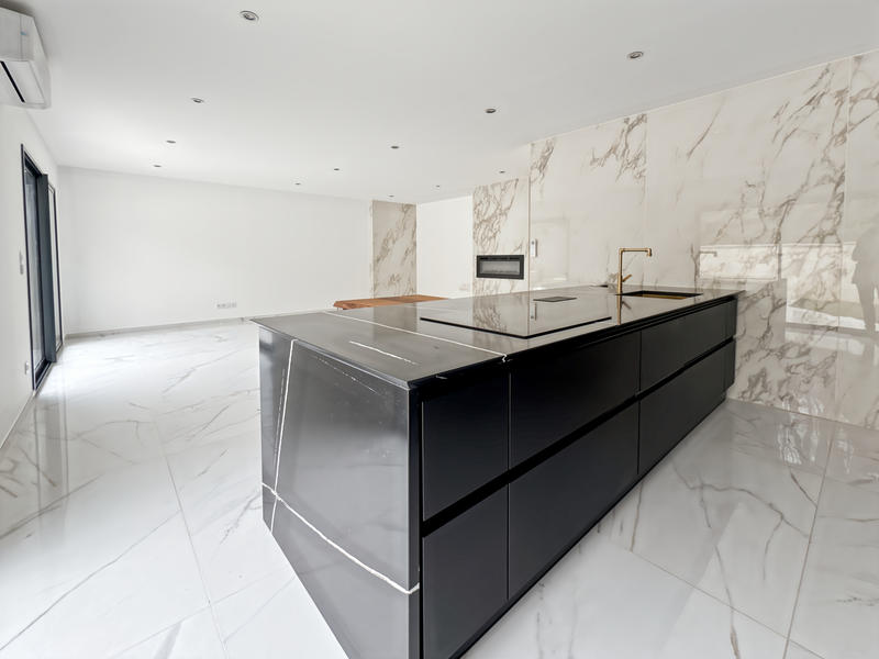 Villa - 104 m² - 4 pièces