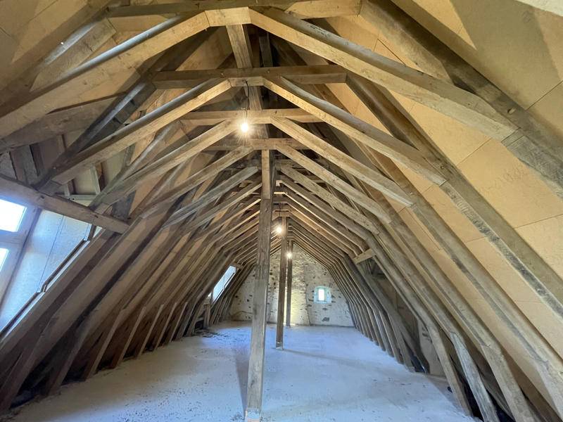 Maison - 230 m² - 4 pièces