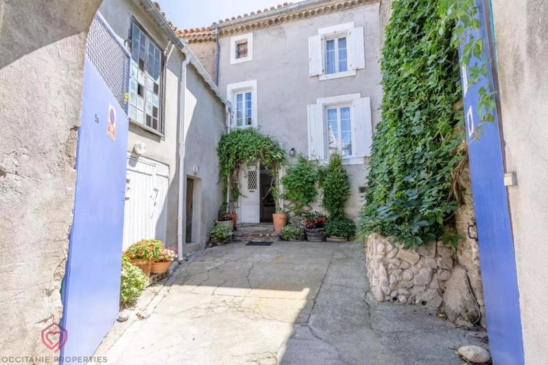 Maison de maîtres - 276 m² - 9 pièces