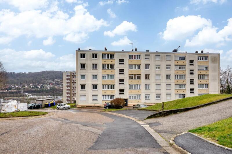 Appartement - 79 m² - 5 pièces