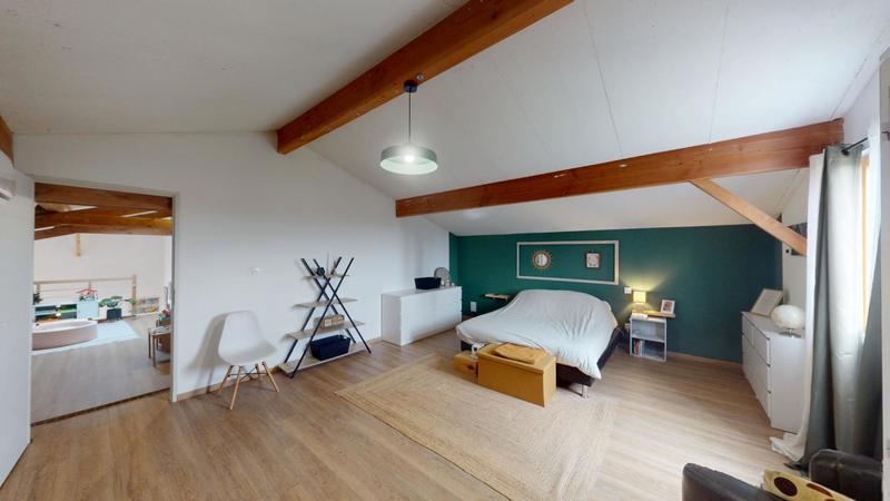 Maison - 197 m² - 5 pièces