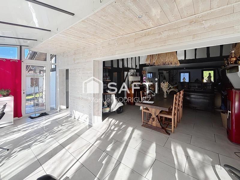 Maison - 160 m² - 6 pièces