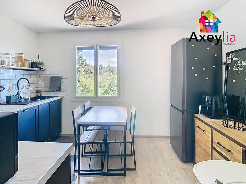 Maison - 111 m² - 6 pièces