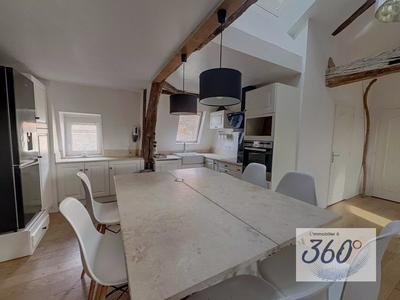 Appartement - 118 m² - 2 pièces