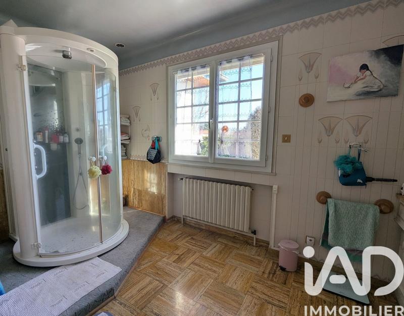 Maison - 192 m² - 5 pièces