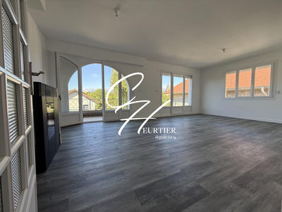 Appartement - 130 m² - 5 pièces