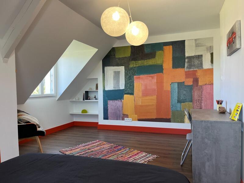 Maison - 240 m² - 8 pièces