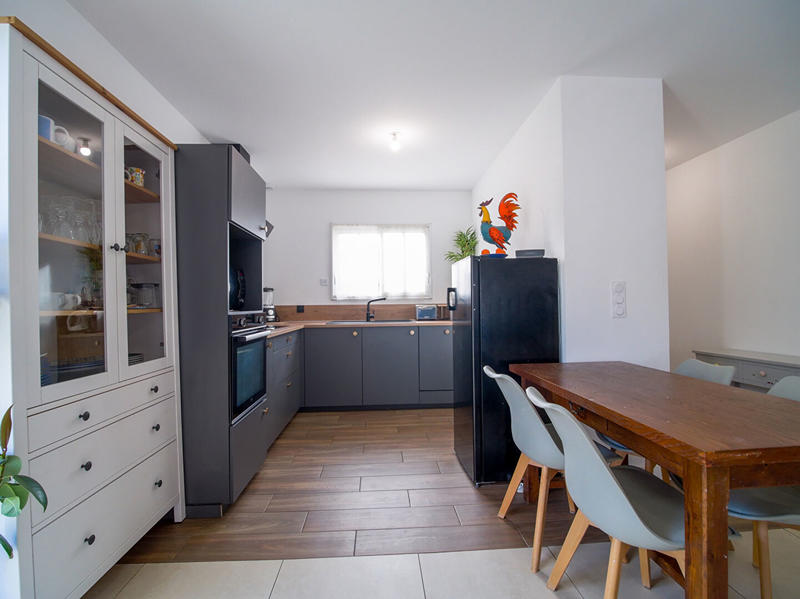 Maison - 90 m² - 4 pièces