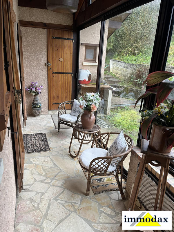 Maison traditionnelle - 250 m² - 6 pièces