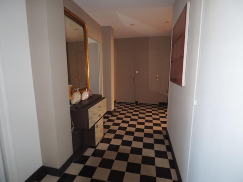 Appartement - 80 m² - 3 pièces