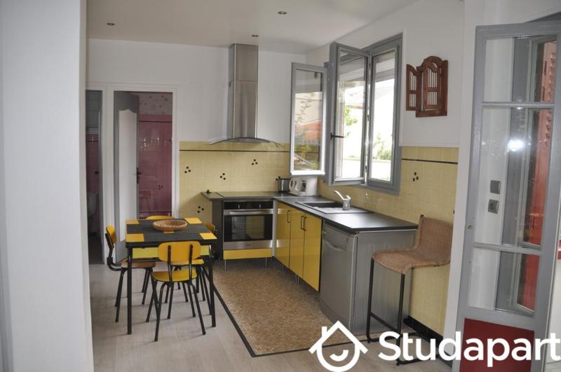 Chambre - 10 m² - 1 pièce