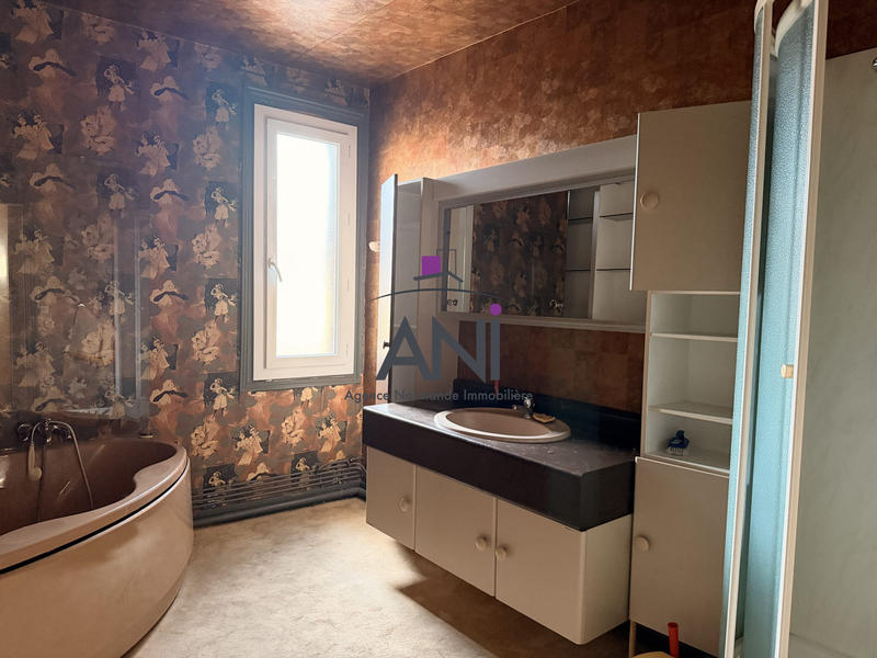 Appartement - 128 m² - 4 pièces