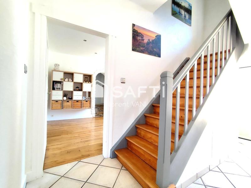 Maison - 150 m² - 9 pièces