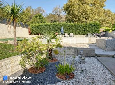 Maison - 101 m² - 5 pièces