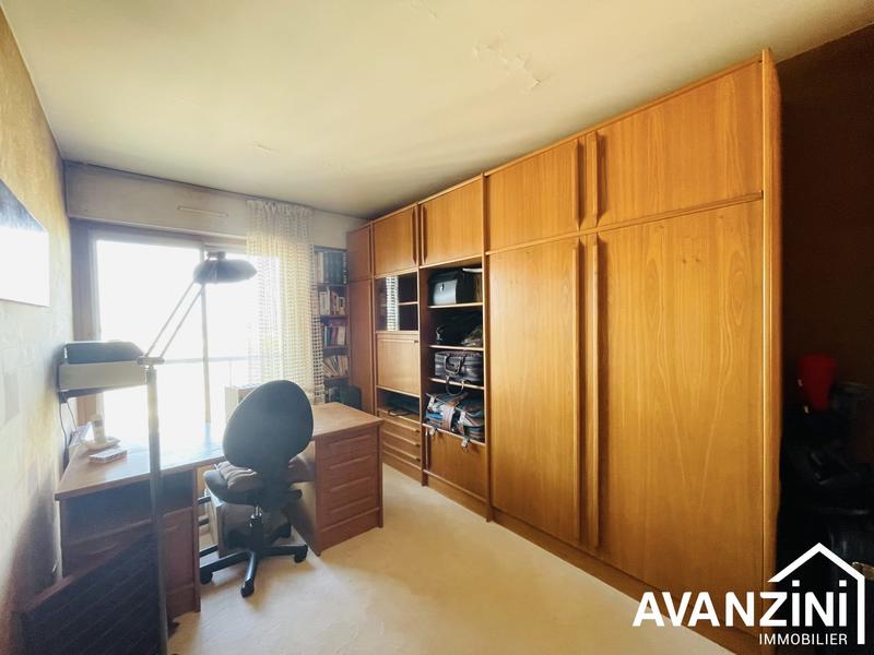 Appartement - 84 m² - 3 pièces