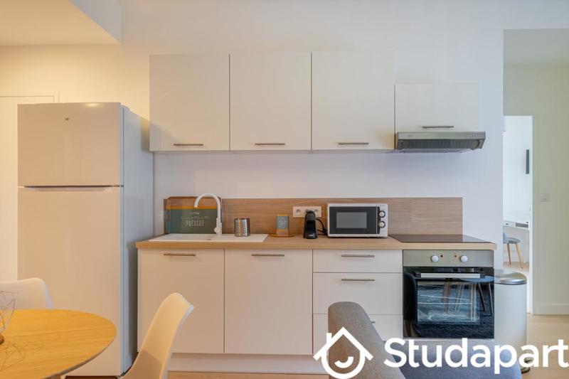 Chambre - 10 m² - 1 pièce