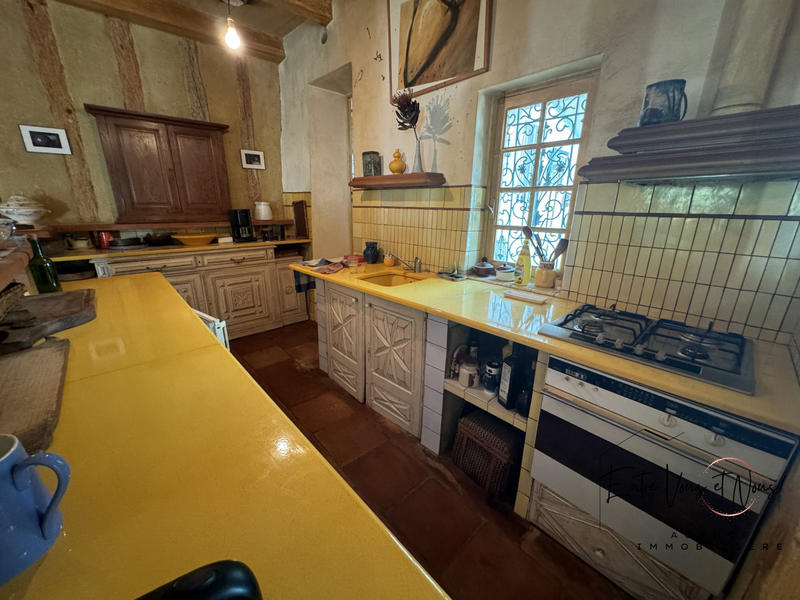 Maison ancienne - 171 m² - 6 pièces