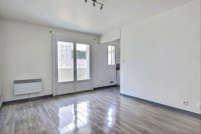 Studio - 23 m² - 1 pièce