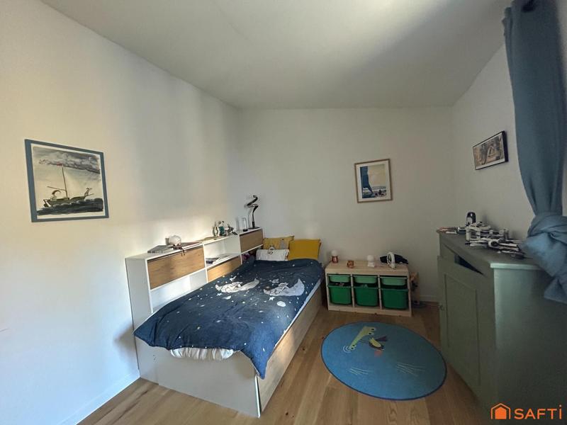 Appartement - 102 m² - 5 pièces