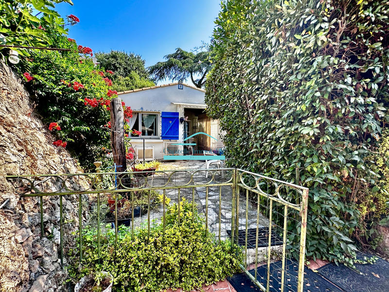 Propriété - 231 m² - 7 pièces