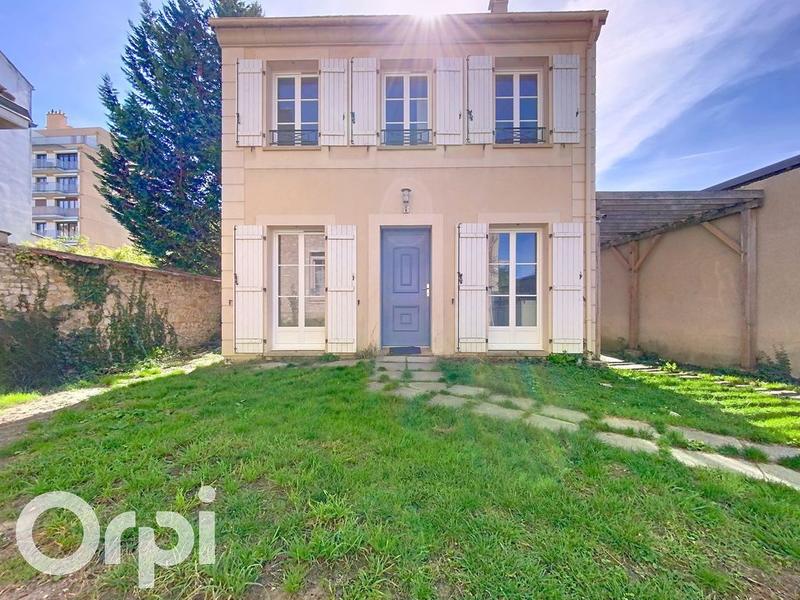 Maison - 86 m² - 4 pièces