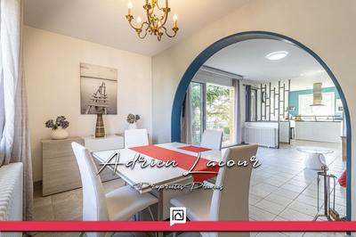 Maison - 98 m² - 6 pièces