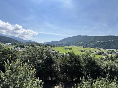 Maison - 220 m² - 6 pièces