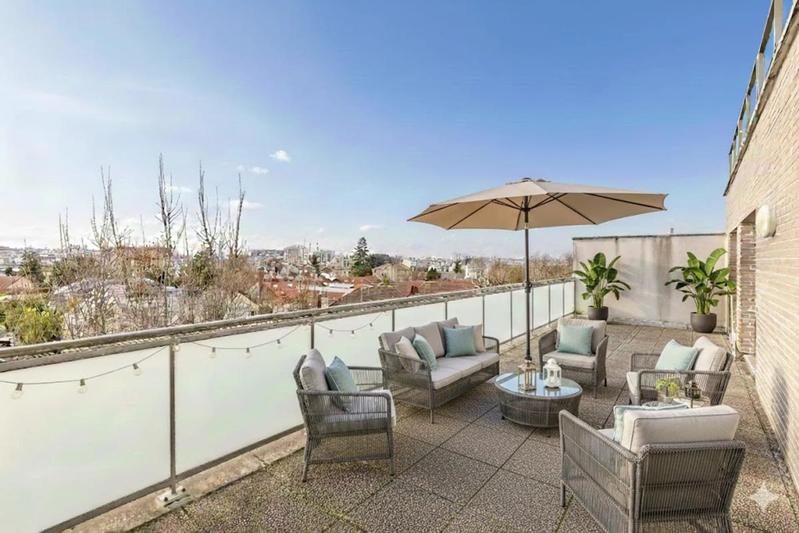 Appartement - 84 m² - 4 pièces